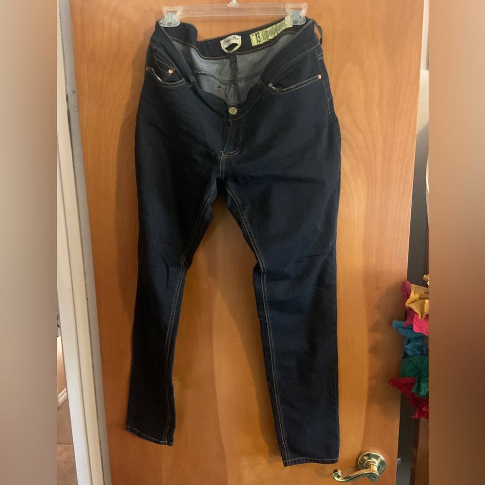 Indigo Rein skinny jeans. Worn once.